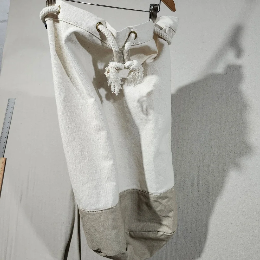 Lands End Canvas Laundry Bag Natural‎ Khaki Drawstring Shoulder Strap Large Dorm